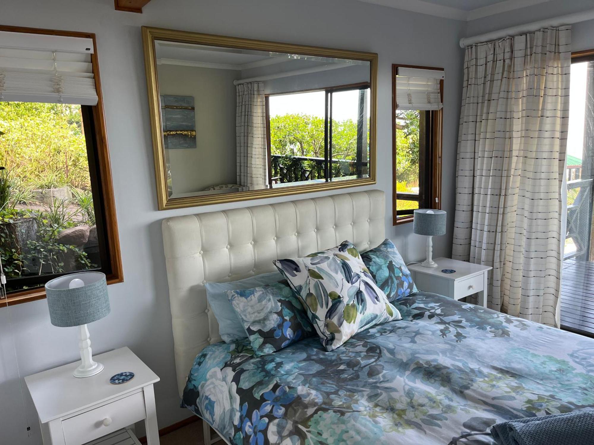 Peaceful Guest Suite With Balcony Views And Garden Setting Brenton-on-Sea Buitenkant foto