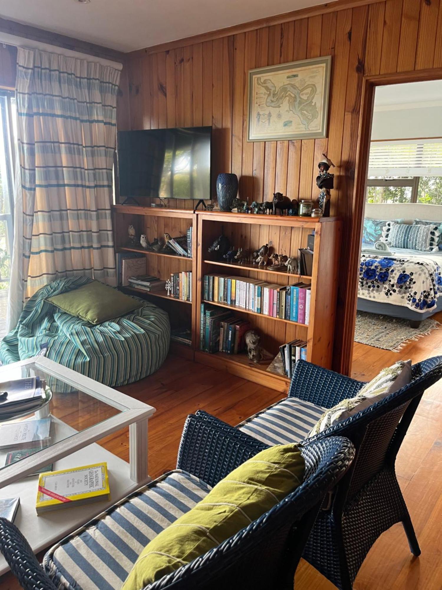 Peaceful Guest Suite With Balcony Views And Garden Setting Brenton-on-Sea Buitenkant foto
