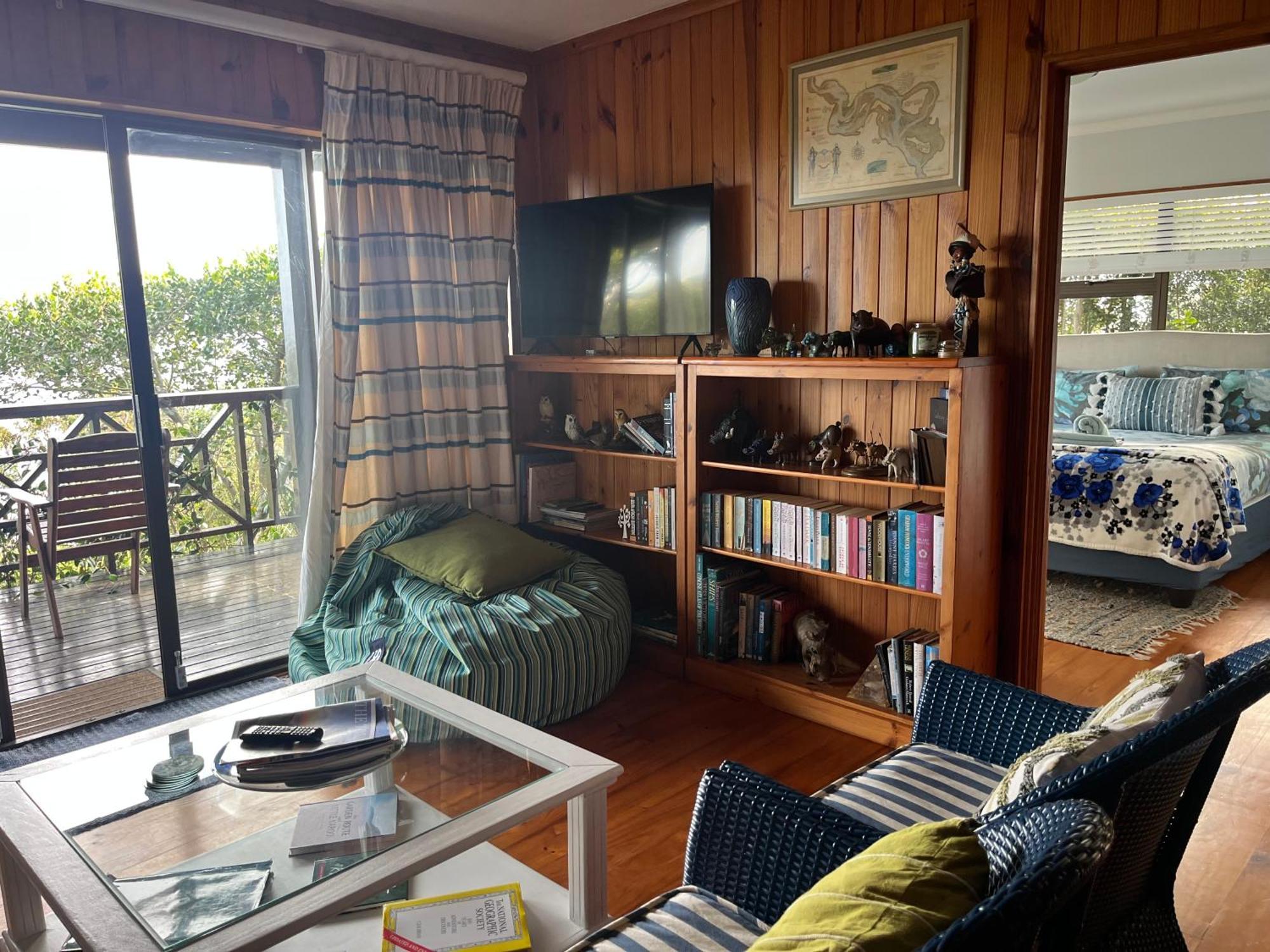 Peaceful Guest Suite With Balcony Views And Garden Setting Brenton-on-Sea Buitenkant foto