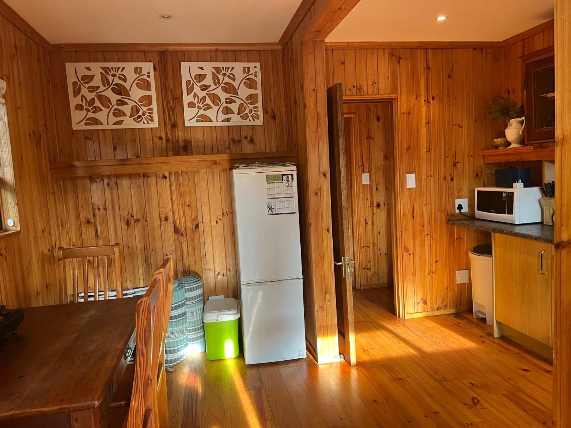 Peaceful Guest Suite With Balcony Views And Garden Setting Brenton-on-Sea Buitenkant foto