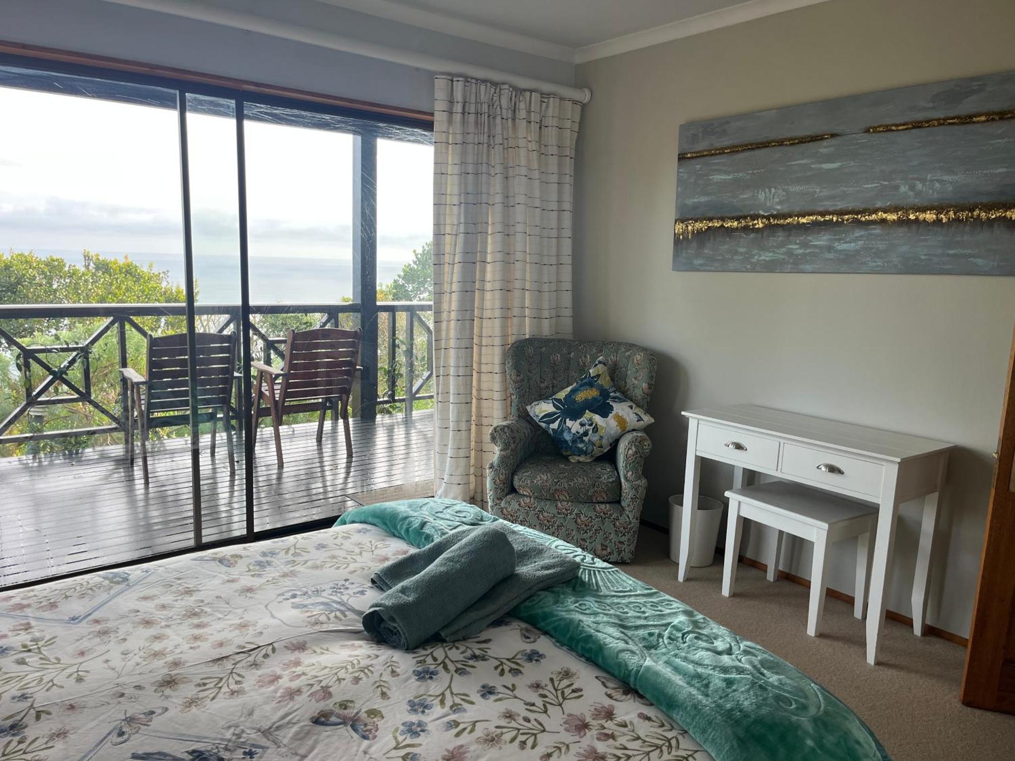 Peaceful Guest Suite With Balcony Views And Garden Setting Brenton-on-Sea Buitenkant foto